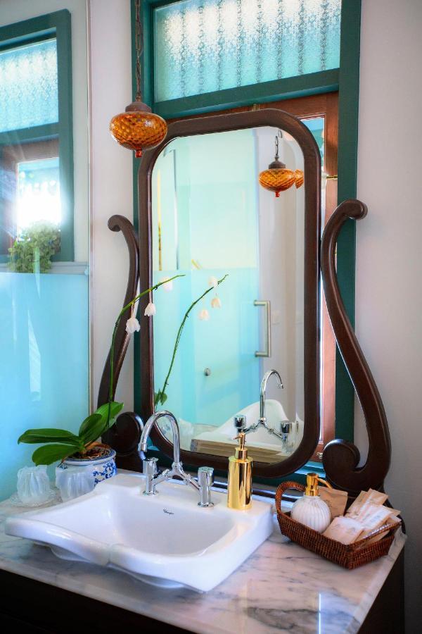 The Knight House Bangkok 아파트 외부 사진