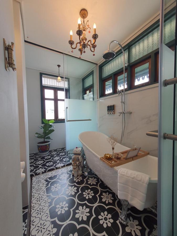 The Knight House Bangkok 아파트 외부 사진